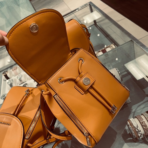 Michael Kors Backpack Bag Phoebe XS Flap Drawstring Backpack Honeycomb New - Picture 4 of 16